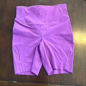 Lululemon Base Pace HR Short 6" Size 4
